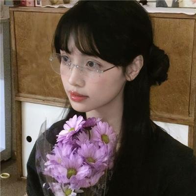 软玉温香抱满怀