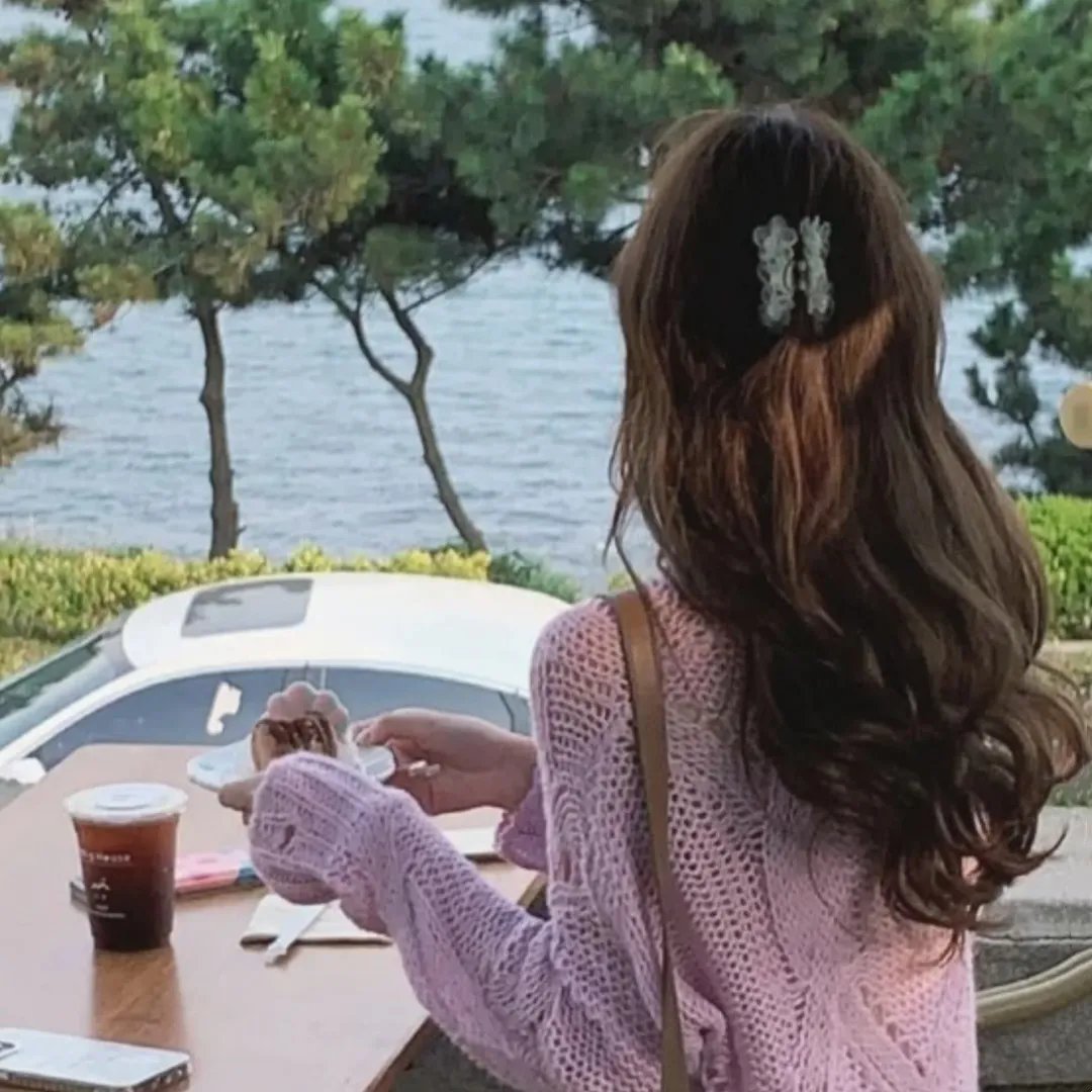 女摄青鬼游埠
